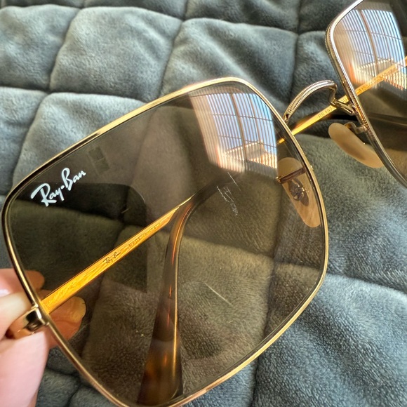 Ray-Ban Gold and Brown Retro Sunglasses - Picture 4 of 7